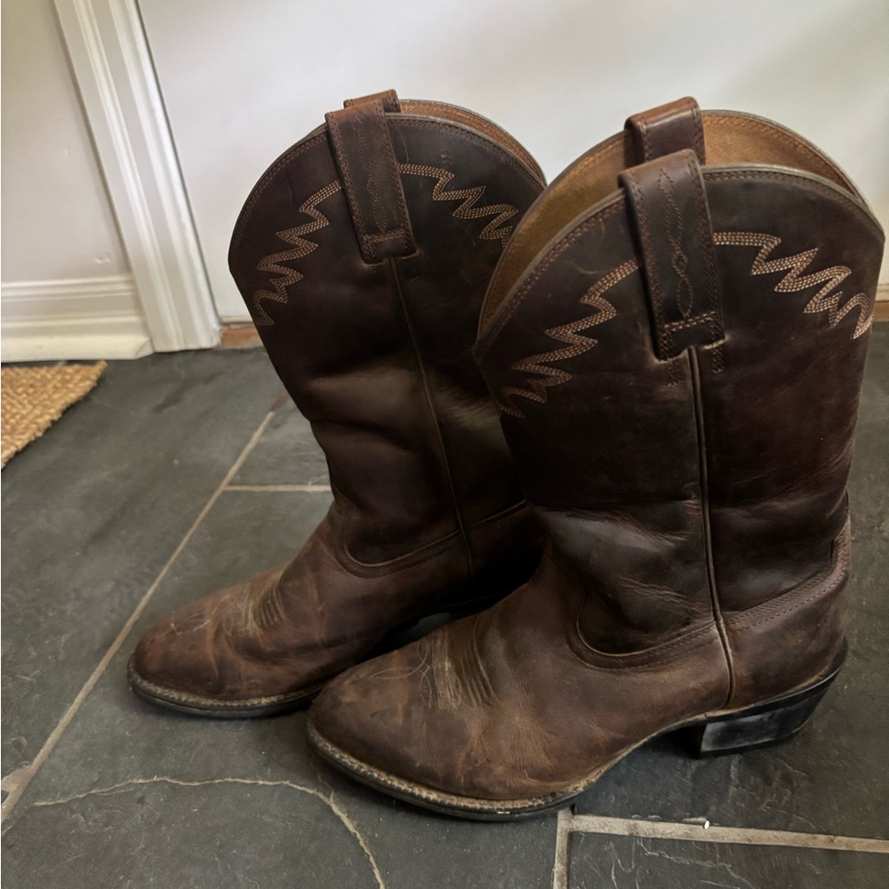 Ariat Dark Brown Leather Western Boots